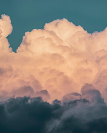 Clouds    Af Tal Paz-fridman