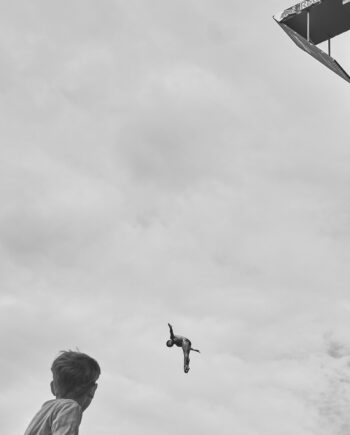 Gravity Af Erik Cheng