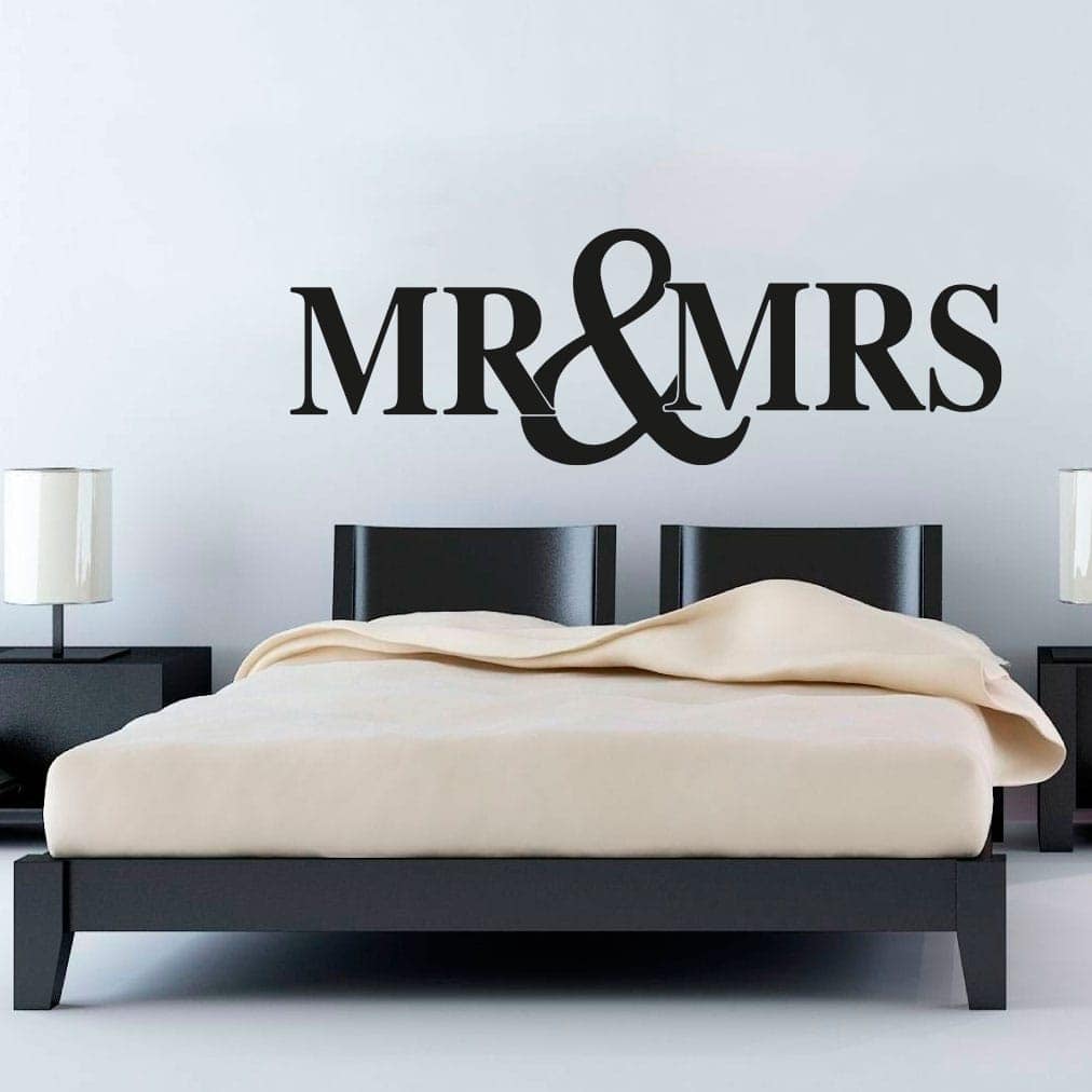 Mr   Mrs Wallsticker