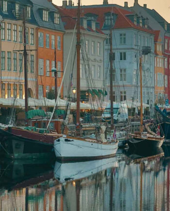 Nyhavn Reflection Af Helle Christensen