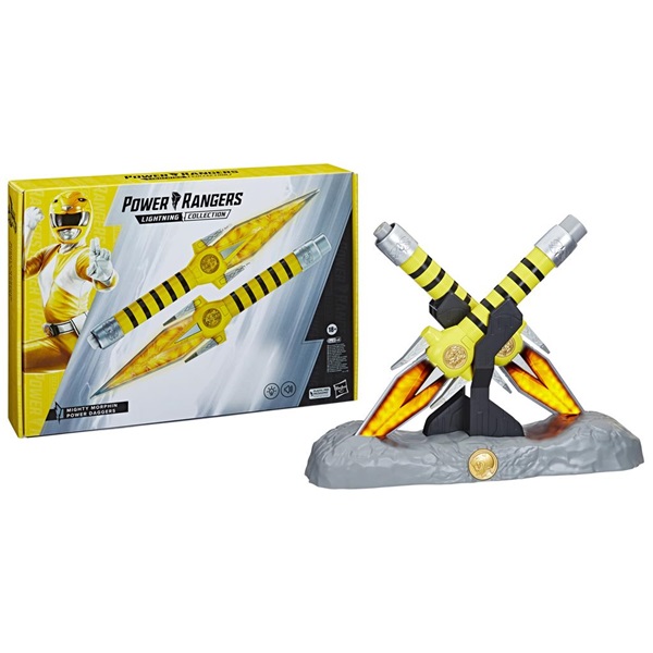 Power Rangers Mighty Morphin Yellow Ranger Power Daggers Lightning Collection
