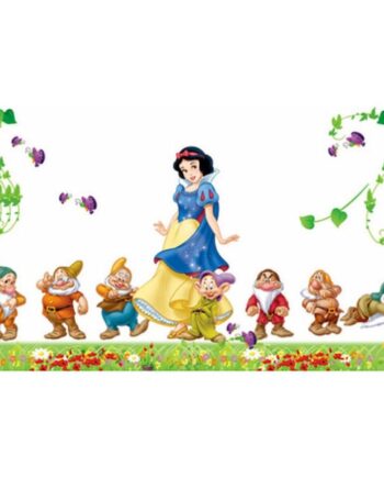 Sød Wallsticker Med Snehvide   De   Små Dværge  120x60cm