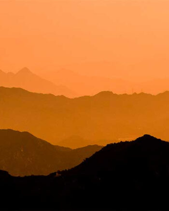 Sunset Over The Mountains Af Rasmus Gundorff Sæderup